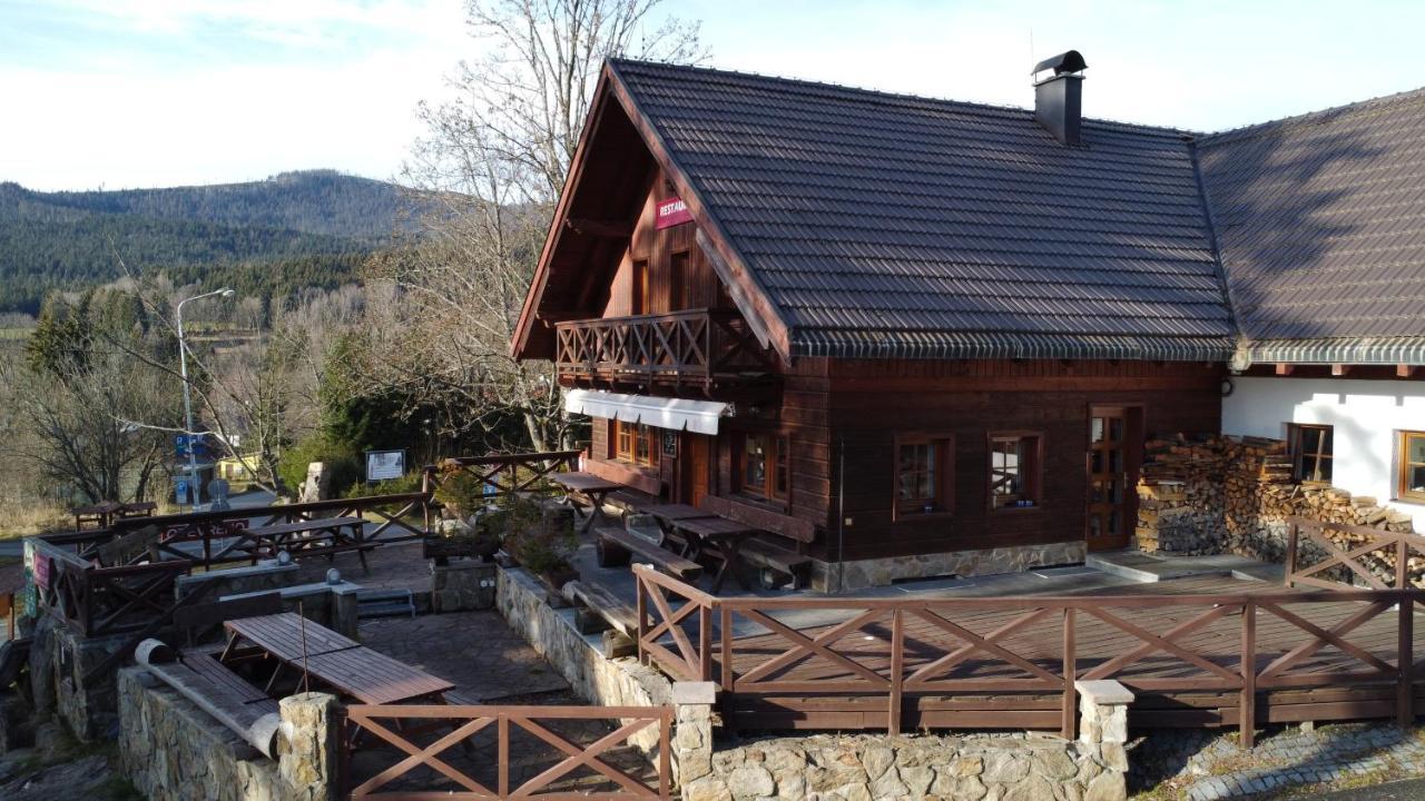Penzion Avalanche Zelezna Ruda Exterior photo
